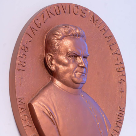 „Az Úristen számol velünk” - Jaczkovics Mihály emlékest Hajdúdorogon